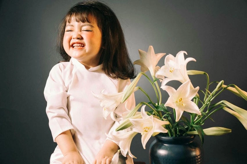 Background áo dài đẹp tạo điểm nhấn đầy cuốn hút