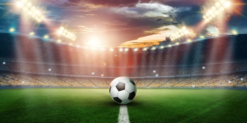 Poster nổi bật nhờ background bóng đá nữ đẹp