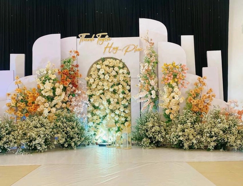 Background cổng cưới miễn phí dễ sử dụng cho dự án