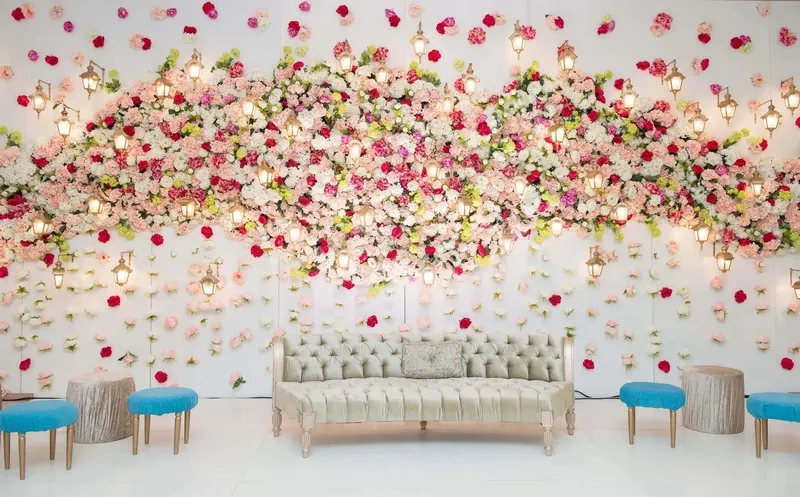 Trang trí tiện lợi với background hoa cưới hoa giả