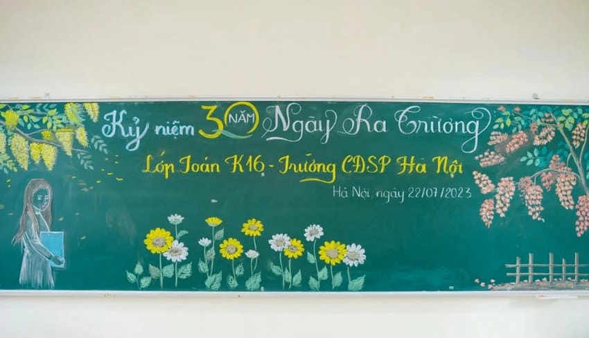 Background họp lớp thân mật gợi cảm giác gần gũi cũ