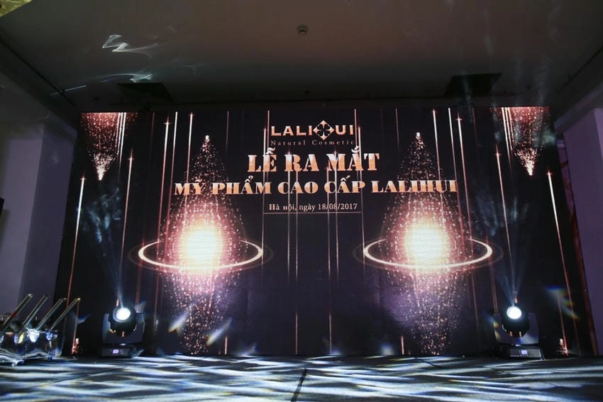 Background ra mắt sản phẩm phông nền tinh tế và đơn giản