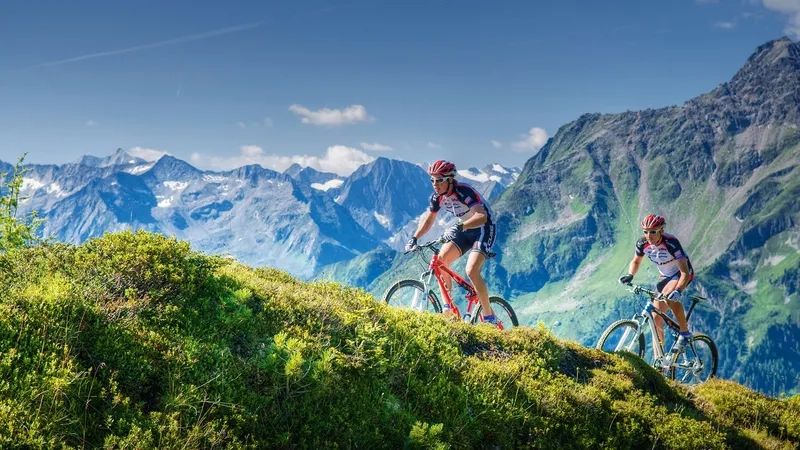 Thỏa sức giải trí với background thể thao ngoài trời vui nhộn