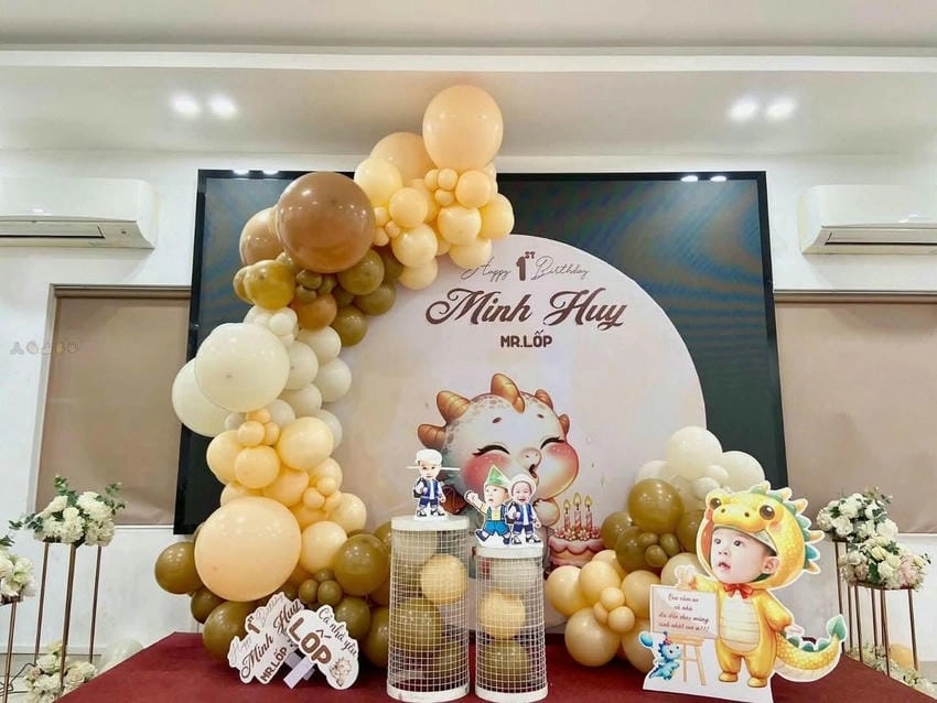 Background thôi nôi ý tưởng phá cách cho buổi lễ