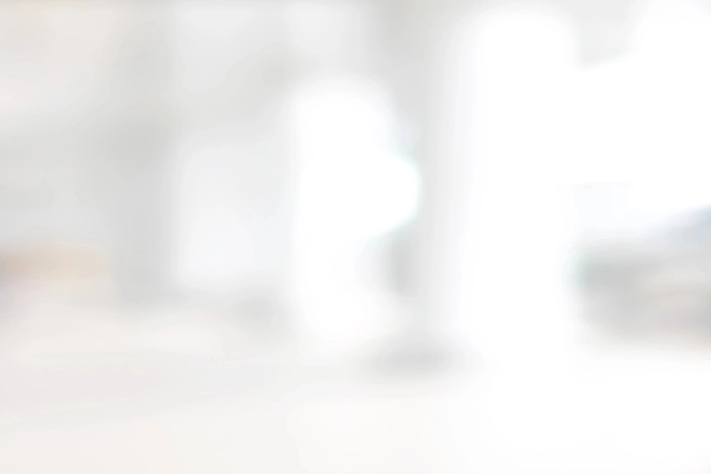 Background trắng tinh giúp hình ảnh trở nên thanh lịch