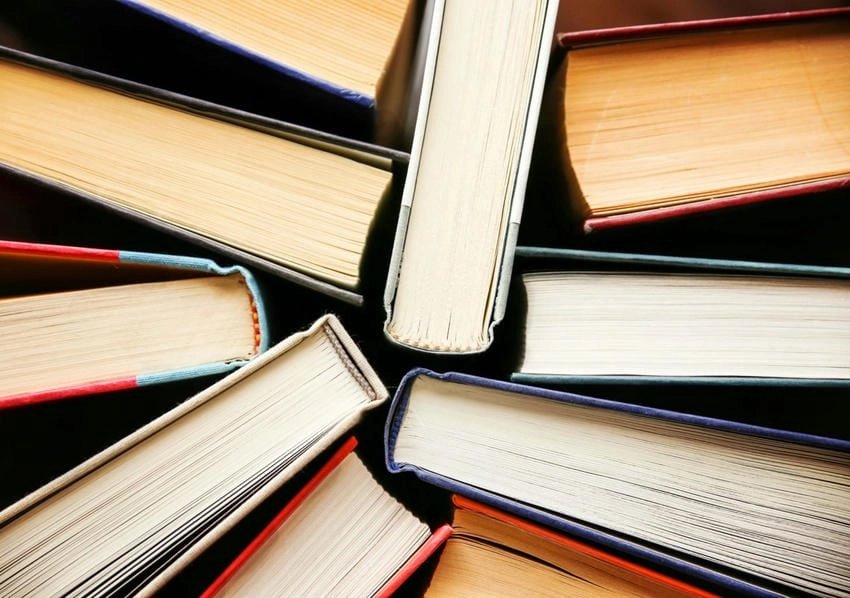 Background văn học tối giản đẹp theo cách riêng