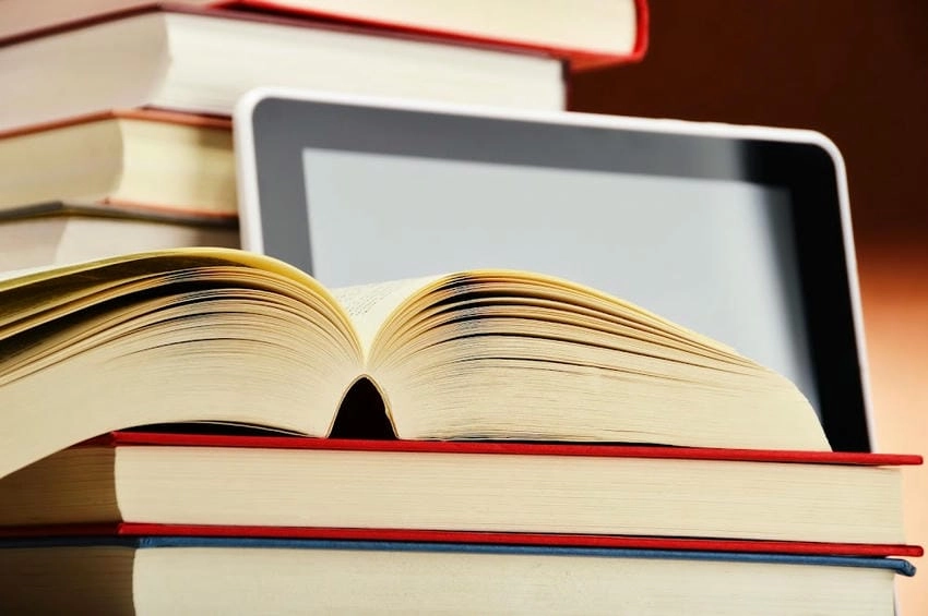 Background văn học slide nổi bật thu hút ánh nhìn