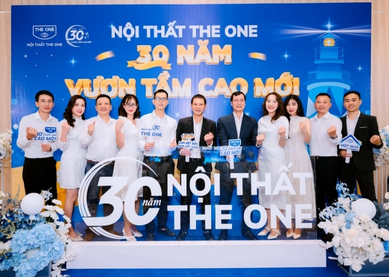 Backdrop kỷ niệm 30 năm thành lập công ty The One