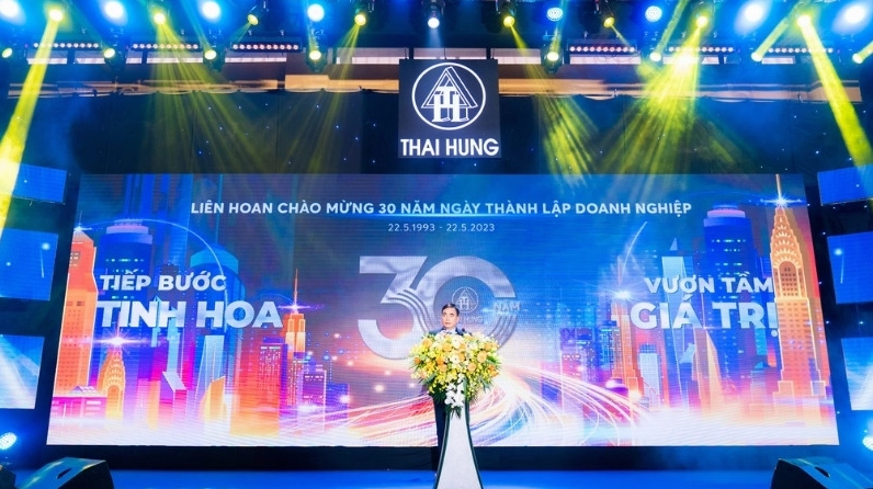 Backdrop kỷ niệm thành lập công ty màn hình LED