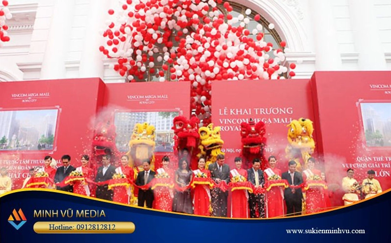 Backdrop sự kiện lớn được đầu tư hoành tráng