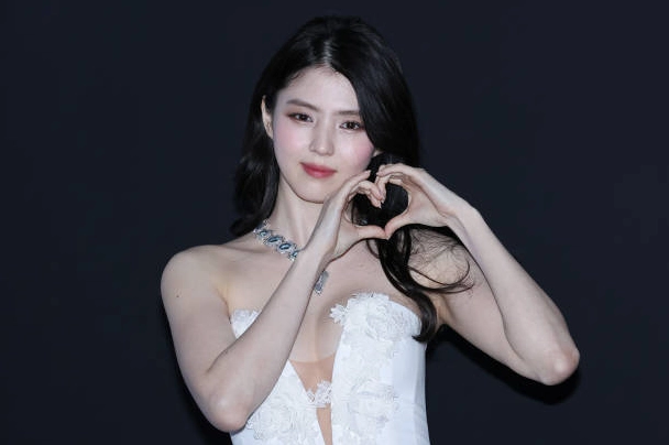 Đại sứ thương hiệu Boucheron Han So-hee xuất hiện rạng rỡ tại sự kiện ra mắt bộ sưu tập Or Bleu