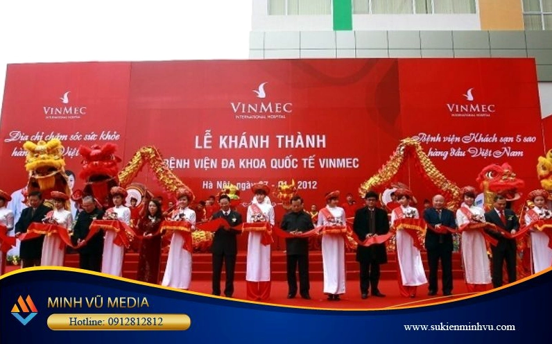 Gợi ý một số phần mềm thiết kế backdrop sự kiện online
