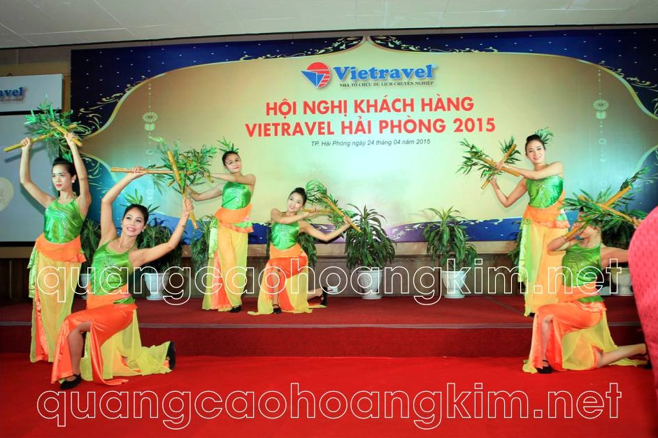 Hình nền backdrop sự kiện ngoài trời ấn tượng
