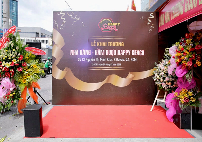 Kích thước backdrop ngoài trời cỡ lớn