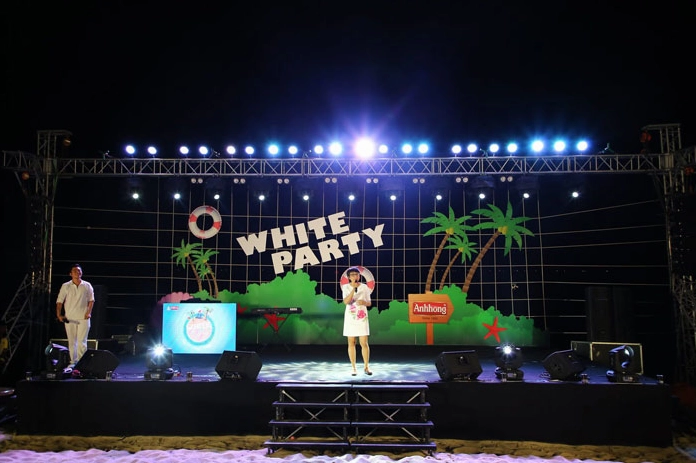 Mẫu thiết kế backdrop gala dinner 4