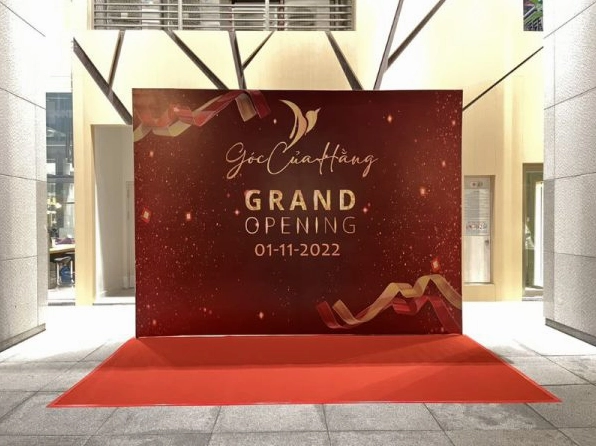 Mẫu thiết kế backdrop thảm đỏ sang trọng cho sự kiện