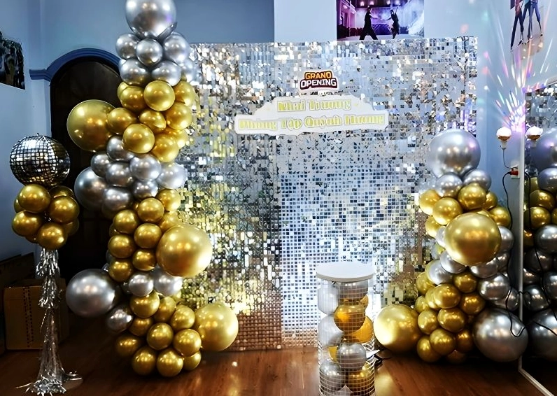 Phông nền đính Sequins lấp lánh tạo hiệu ứng bắt sáng cực kỳ cuốn hút