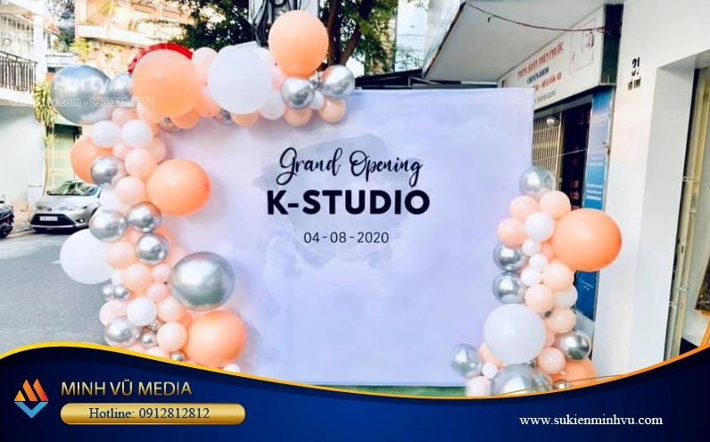 Thiết kế backdrop sự kiện nhỏ khai trương cửa hàng