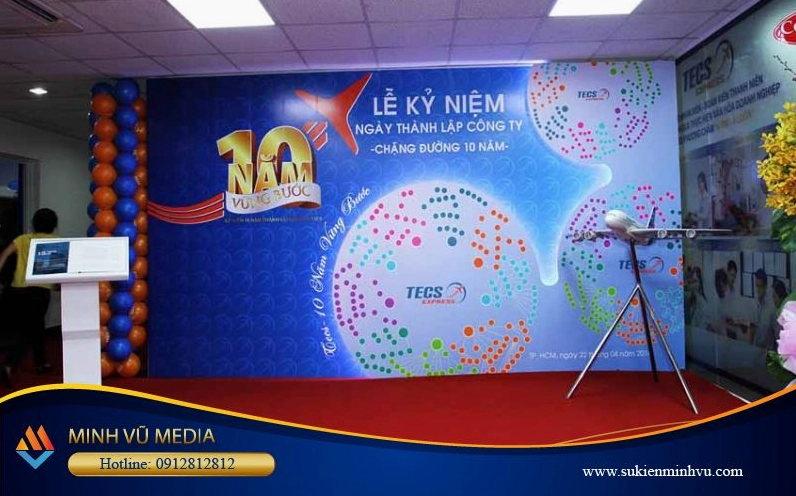 Thiết kế Backdrop Sự Kiện vừa sự kiện công ty