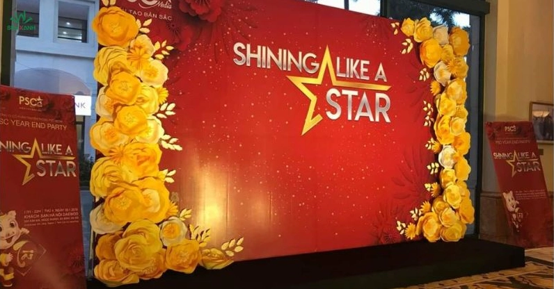 Thiết kế Backdrop Year End Party Làm Từ Fomex cứng cáp
