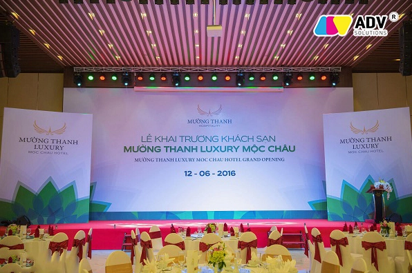 Thiết kế lắp đặt tháo dở backdrop hội nghị trọn gói