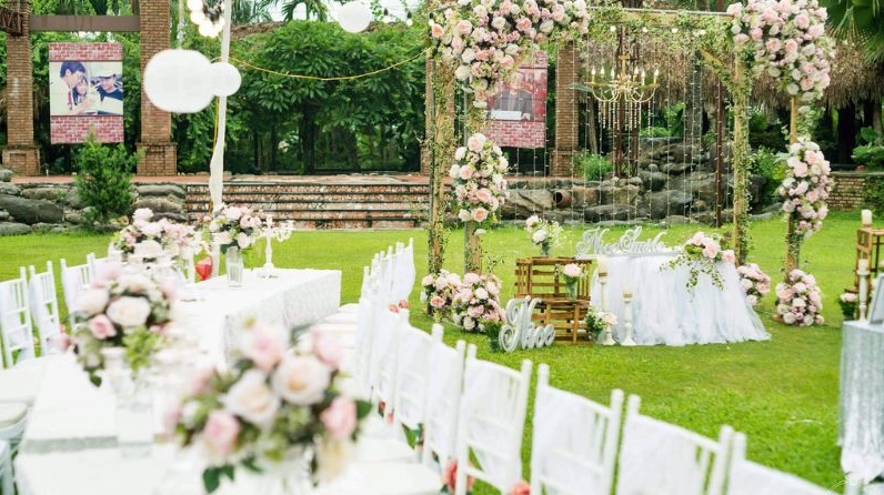 Vật dụng trang trí sinh nhật