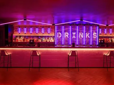 74+ background bar mang lại không khí sôi động và cá tính