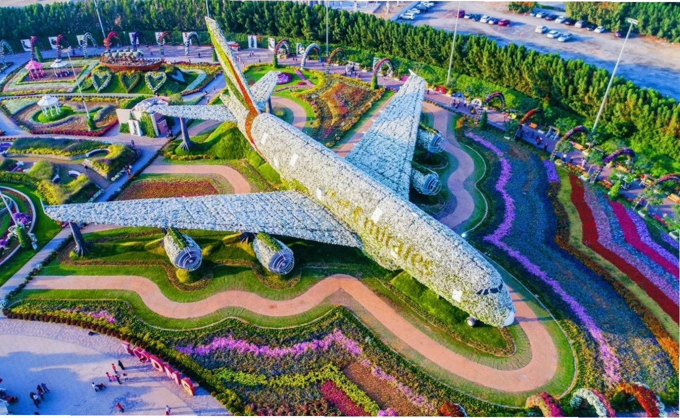 Công trình kiến trúc hoa ấn tượng tại Dubai Miracle Garden