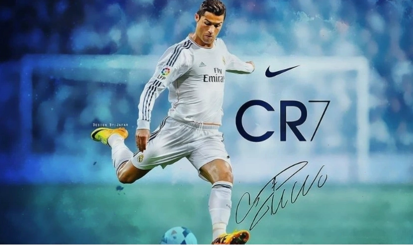 Hình nền máy tính Cristiano Ronaldo với phong thái uy dũng