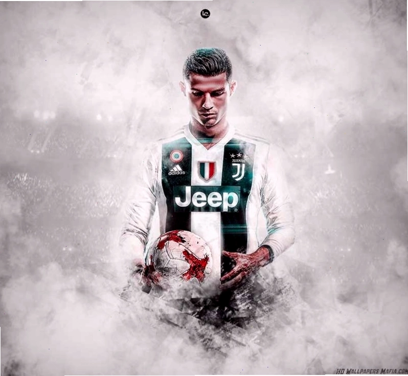Ronaldo tập luyện chăm chỉ trên sân bóng