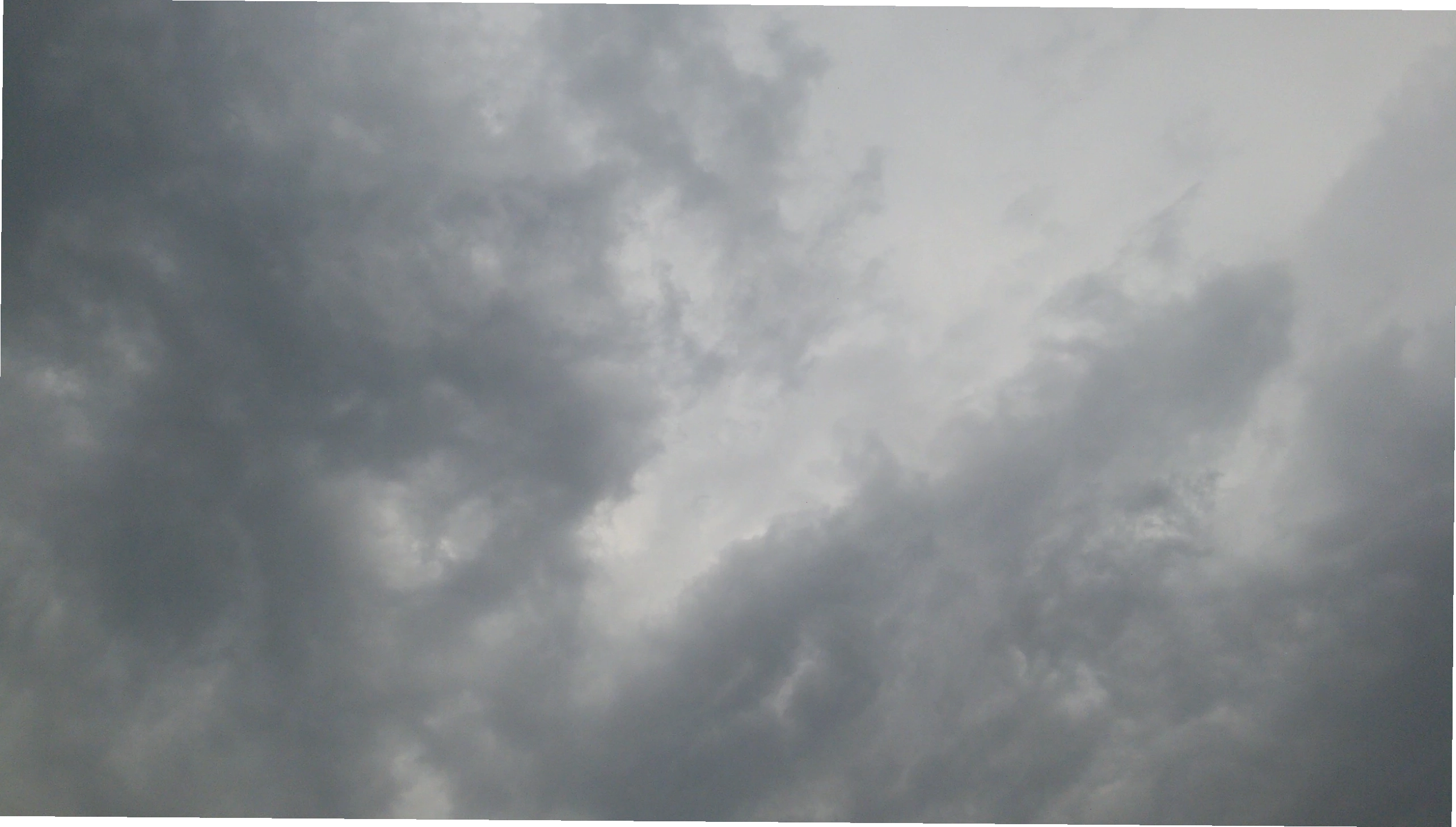 Current overcast and foggy weather conditions at Patna Airport